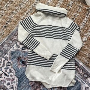 *NEW* POOF! Striped Turtleneck Sweater - Gray and White